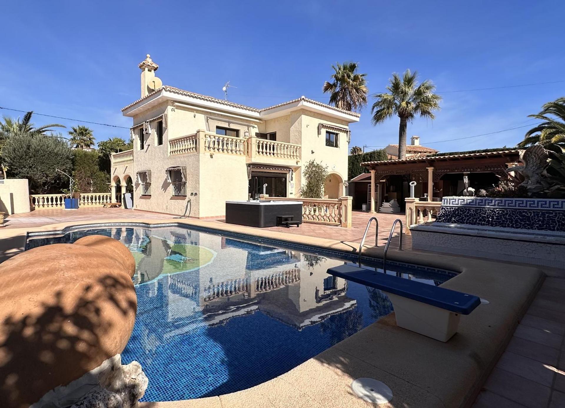 Luxury Villa - Pool, Hot Tub, Aircon, Tvs, Home Cinema, Office, Gbit Internet, Sports Equipment Calpe Exteriör bild