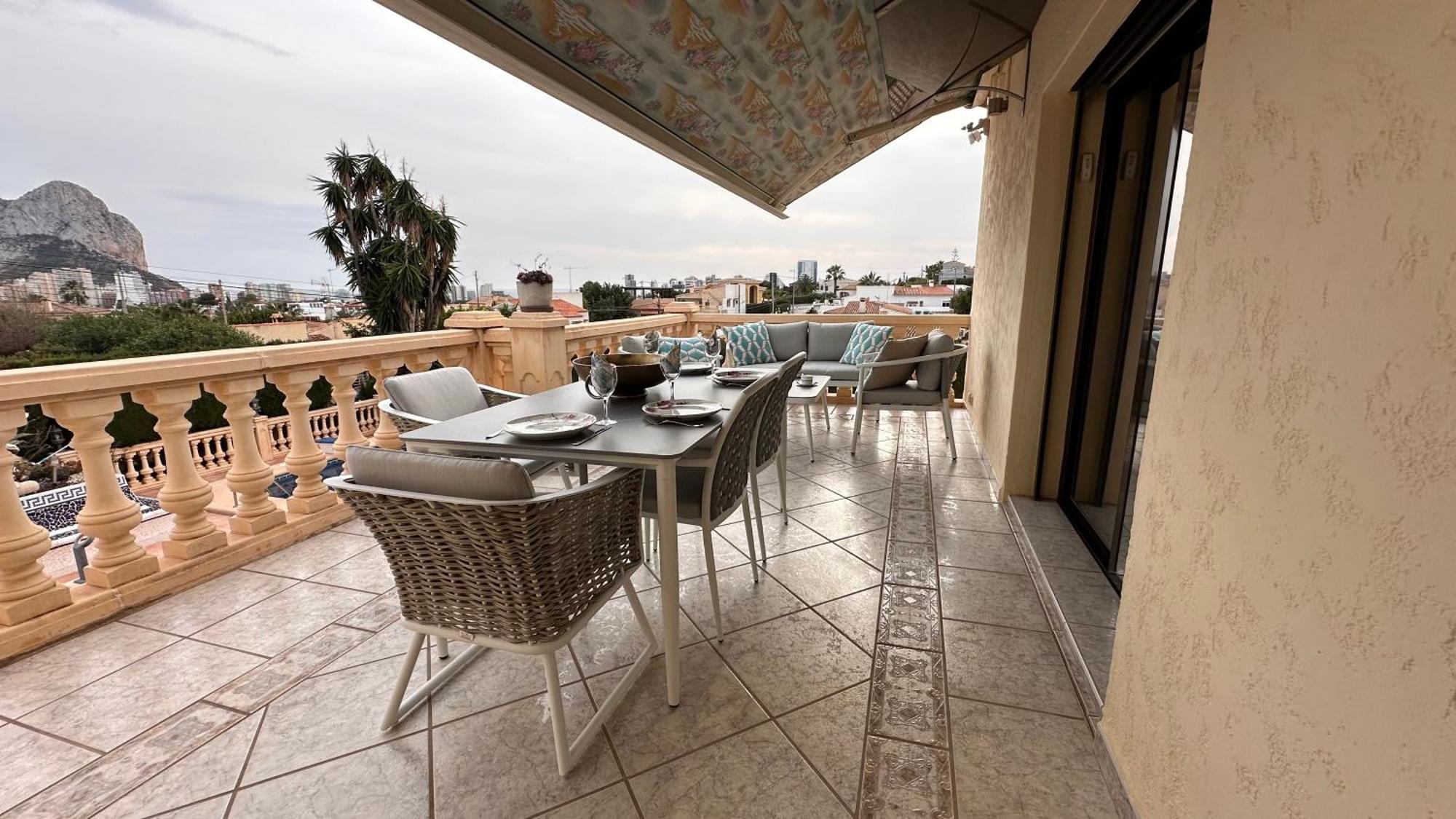 Luxury Villa - Pool, Hot Tub, Aircon, Tvs, Home Cinema, Office, Gbit Internet, Sports Equipment Calpe Exteriör bild