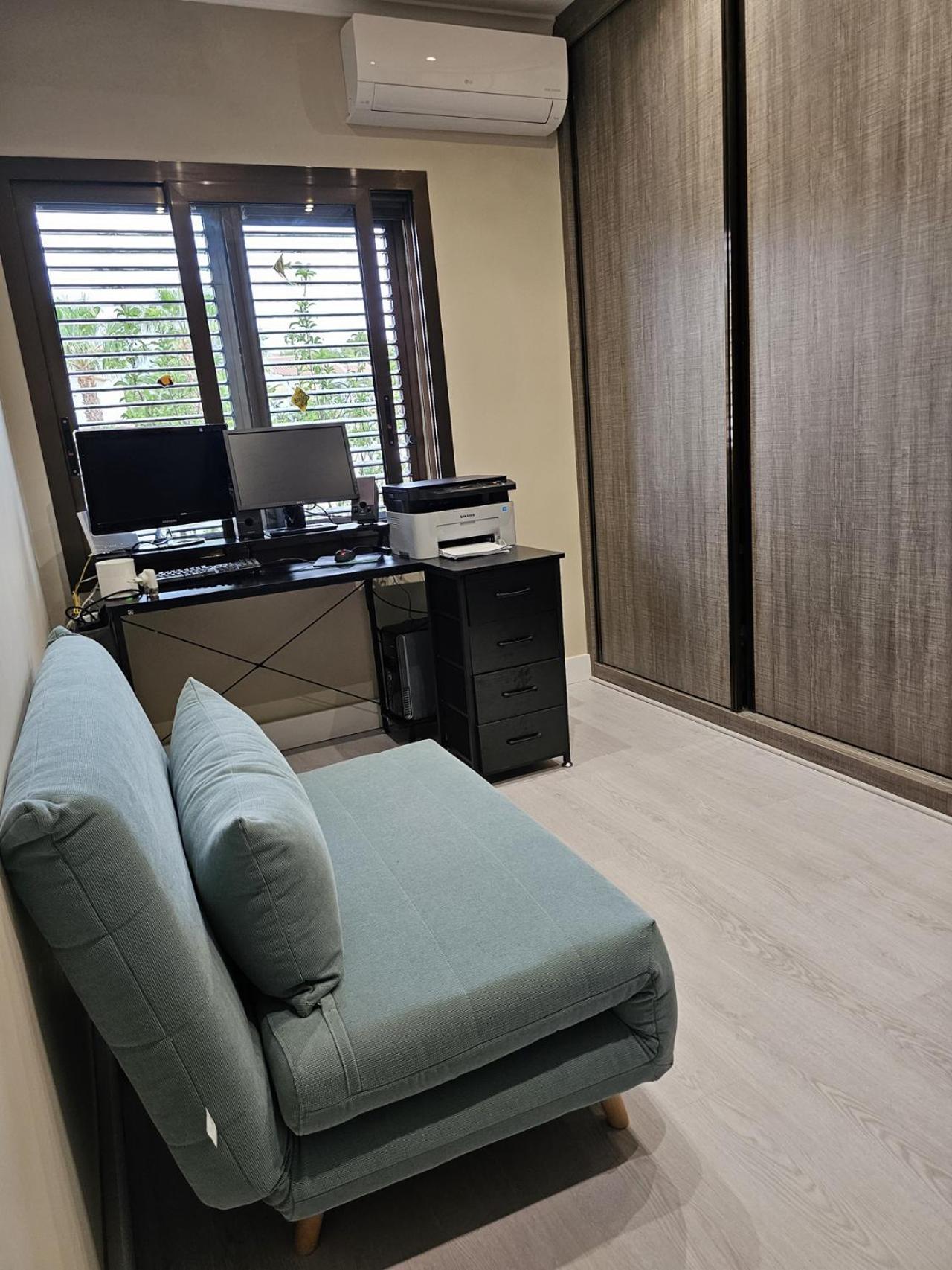 Luxury Villa - Pool, Hot Tub, Aircon, Tvs, Home Cinema, Office, Gbit Internet, Sports Equipment Calpe Exteriör bild