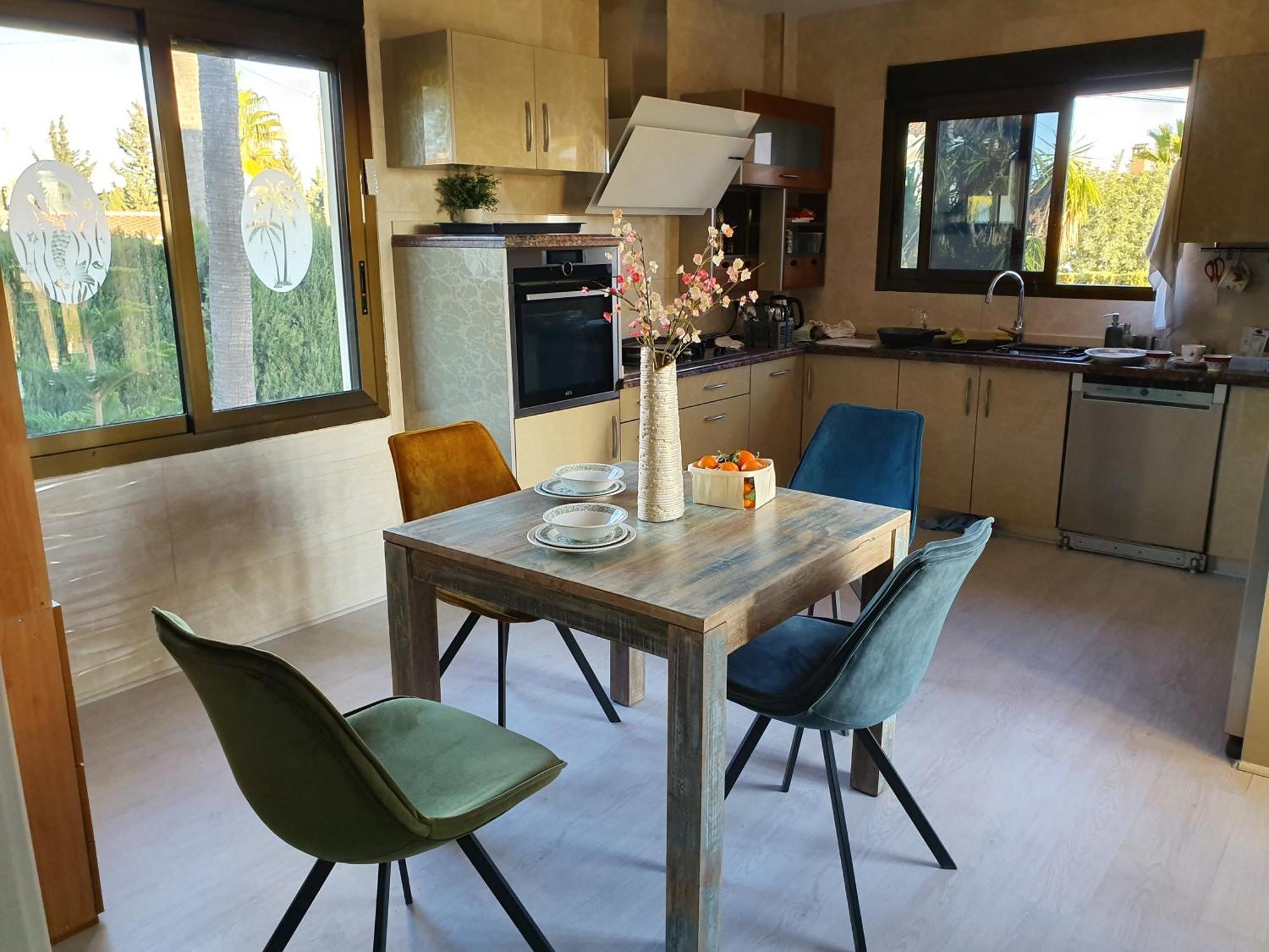 Luxury Villa - Pool, Hot Tub, Aircon, Tvs, Home Cinema, Office, Gbit Internet, Sports Equipment Calpe Exteriör bild