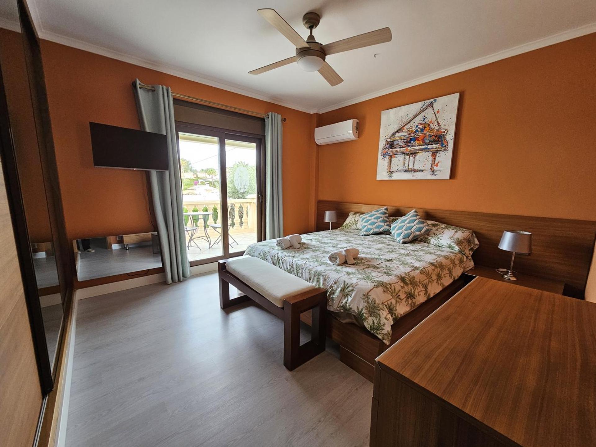 Luxury Villa - Pool, Hot Tub, Aircon, Tvs, Home Cinema, Office, Gbit Internet, Sports Equipment Calpe Exteriör bild
